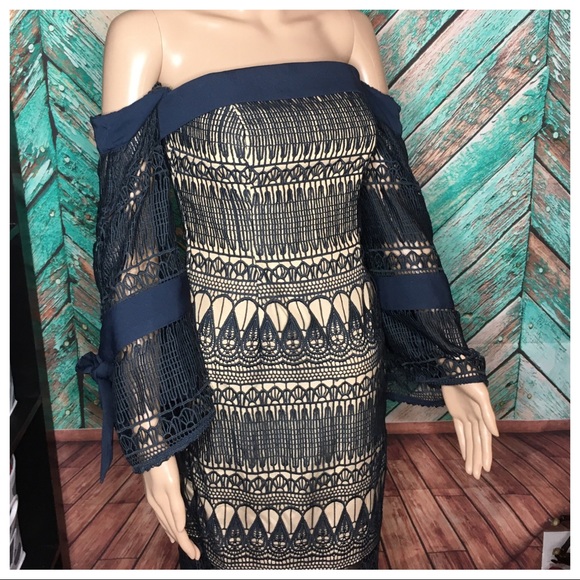 KEEPSAKE The Label Walk On By Lace Midi Dress - Picture 5 of 8